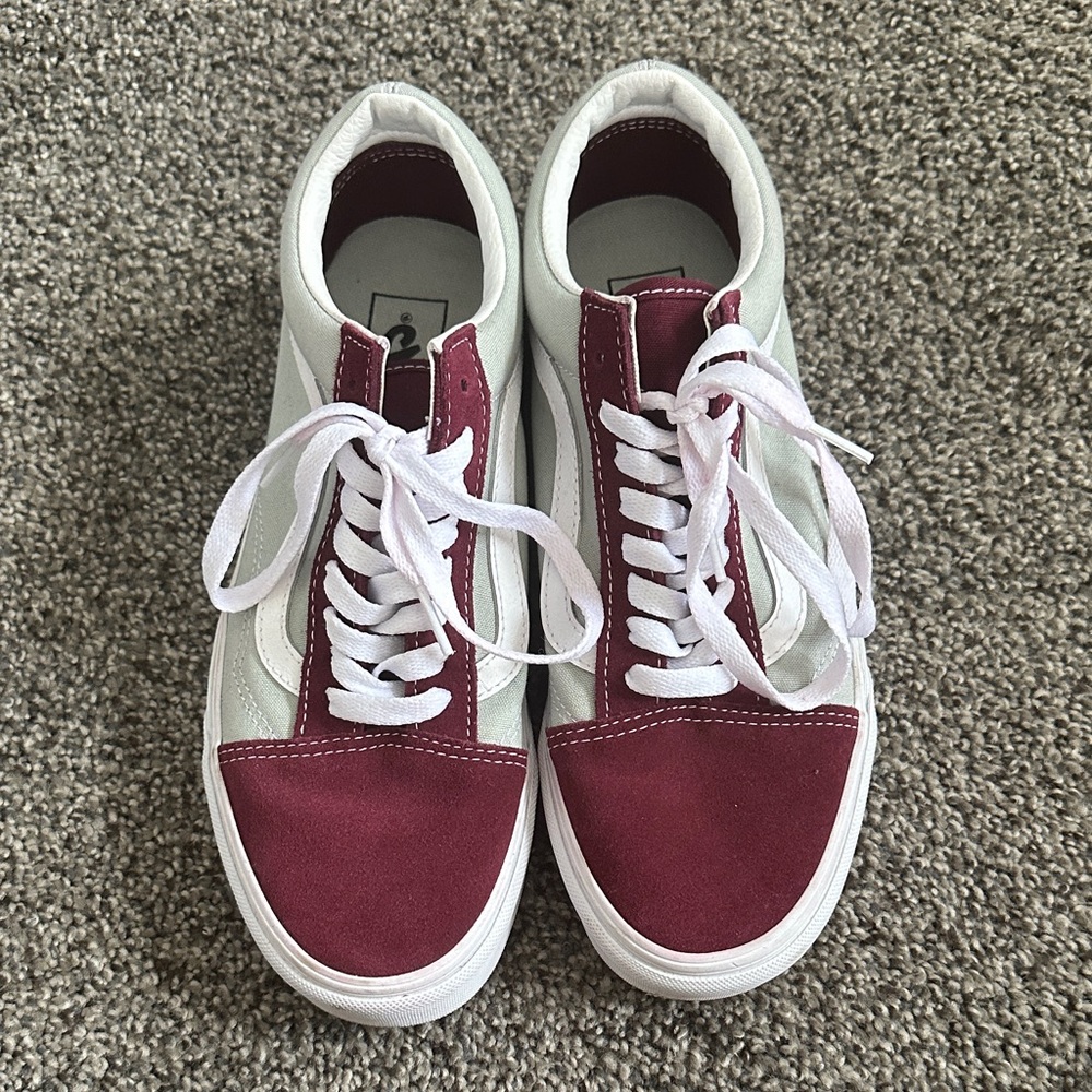 NWOT Vans Maroon and White Low-Top Sneakers